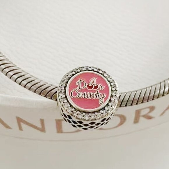 Pandora Destination Door County Travel Bead charm - Picture 3 of 3